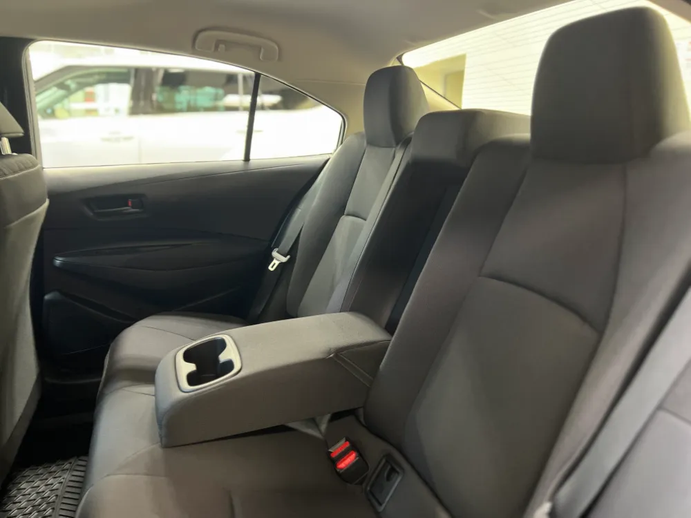 2023 toyota corolla hybrid le in black 19